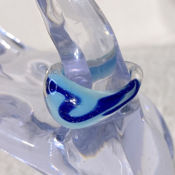 Vintage Art Glass Handmade Blue Band Ring - Picture 3 of 11